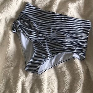 High waisted bikini bottoms -never worn